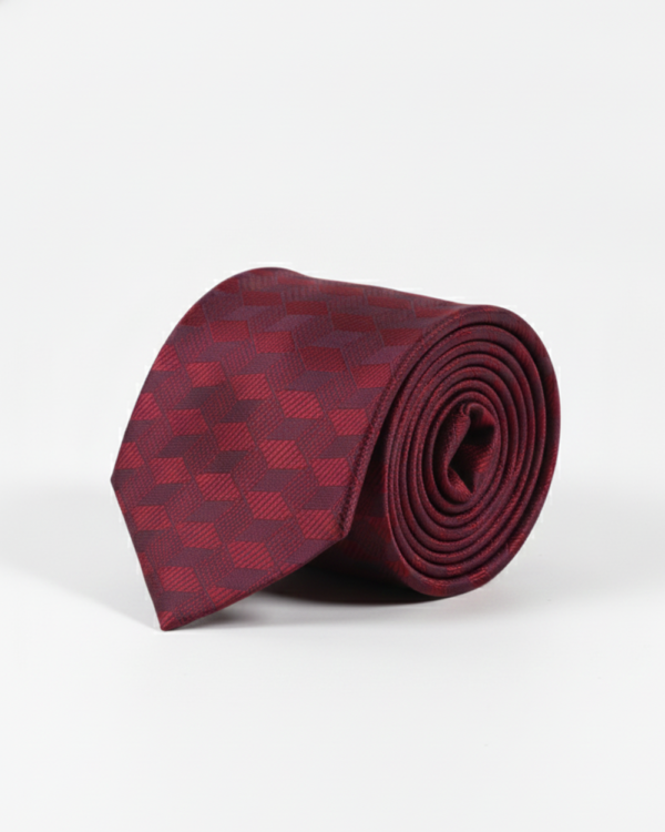 Classic Red Silk Necktie with Stylish Line Pattern